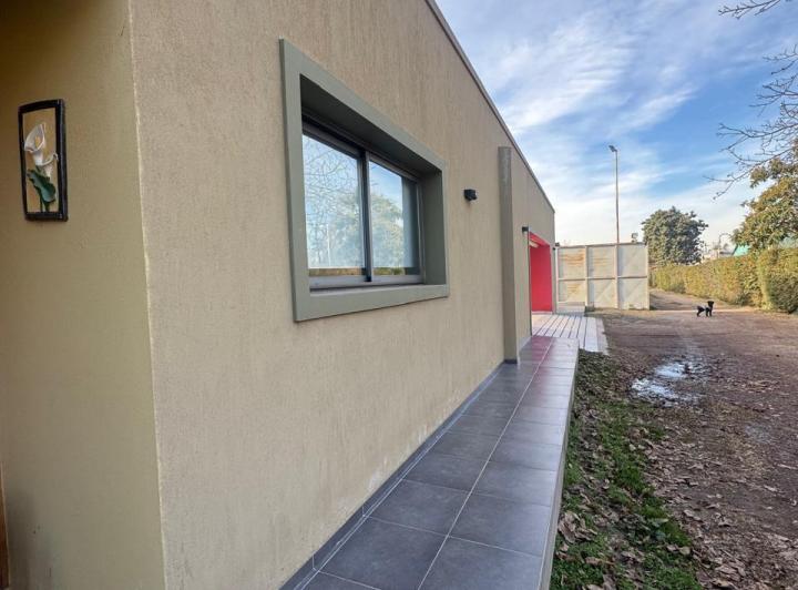 VENTA CASA EN VISTALBA CALLEJÓN PRIVADO 3