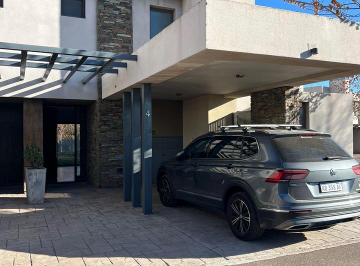 VENTA DUPLEX BARRIO RINCÓN DE ARÁOZ 2