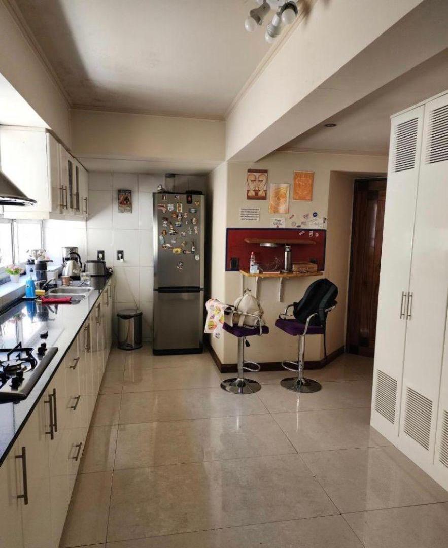 Foto de VENTA SEMI PISO EN CIUDAD CAPITAL A METROS DE EMILIO CIVIT, imagen 2