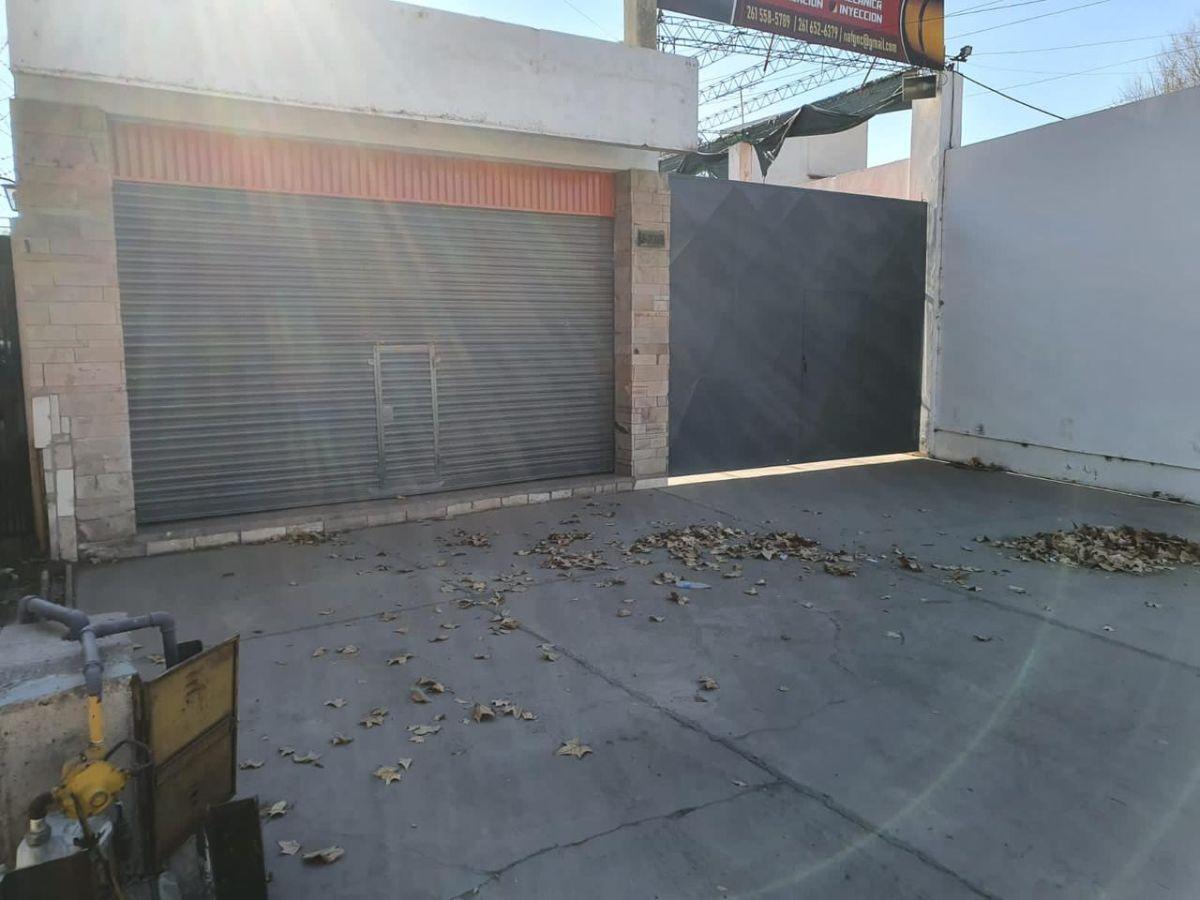 Foto de VENTA GALPÓN CON OFICINAS EN CARRIL GODOY CRUZ, imagen 2