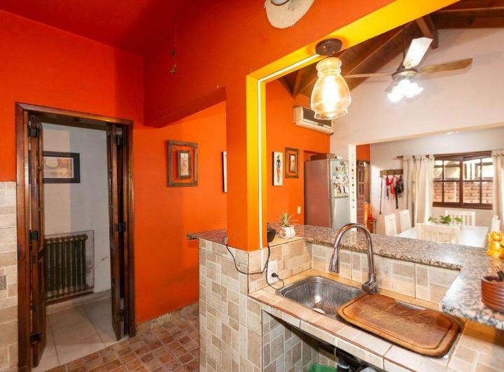 VENTA CASA SAN MIGUEL, 5 AMB PILETA, CASA DE CASER 5