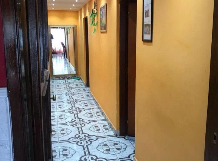Alquiler Casa 7 ambientes Centro de José C. Paz 5