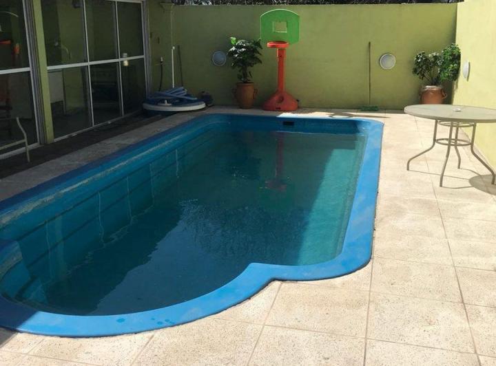 Alquiler Casa 7 ambientes Centro de José C. Paz 2