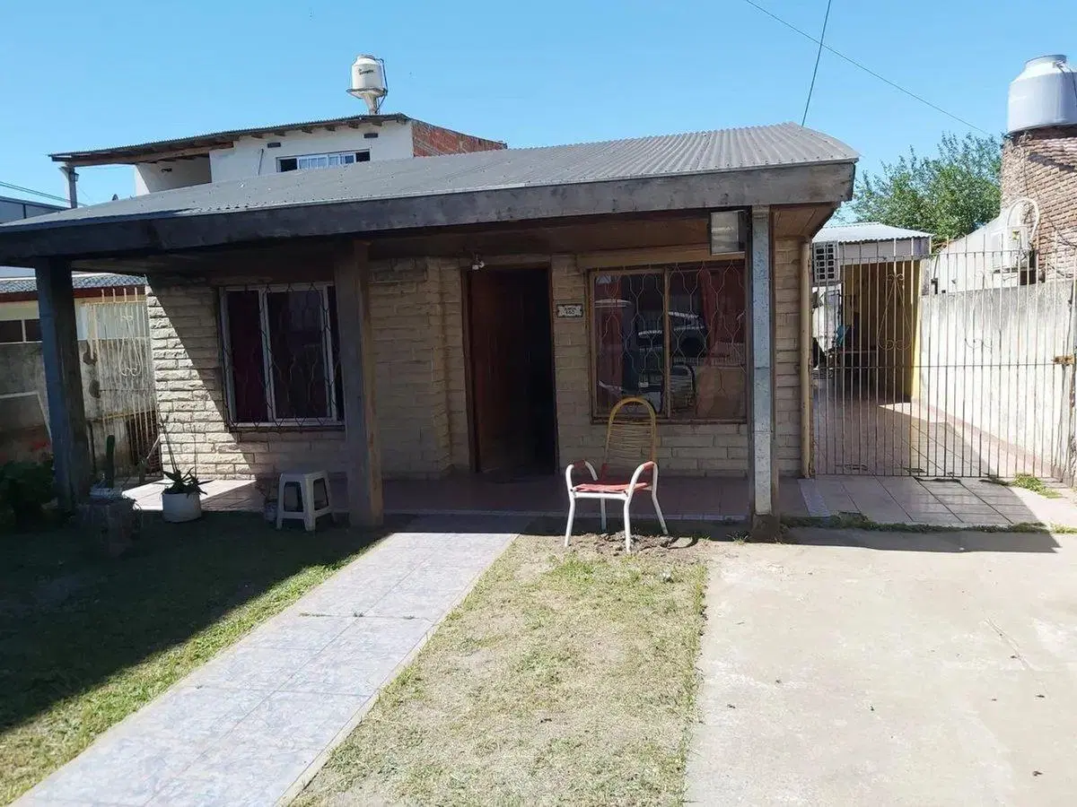 VENTA, CASA + DEPARTAMENTO QUIROS 460 JOSE C. PAZ 3