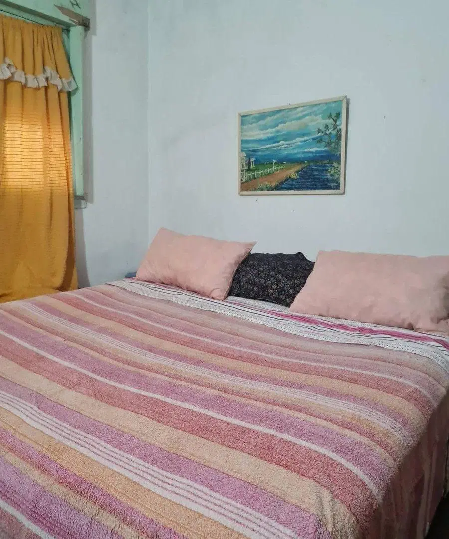Casa de estilo americano sobre lote de 494m. 2