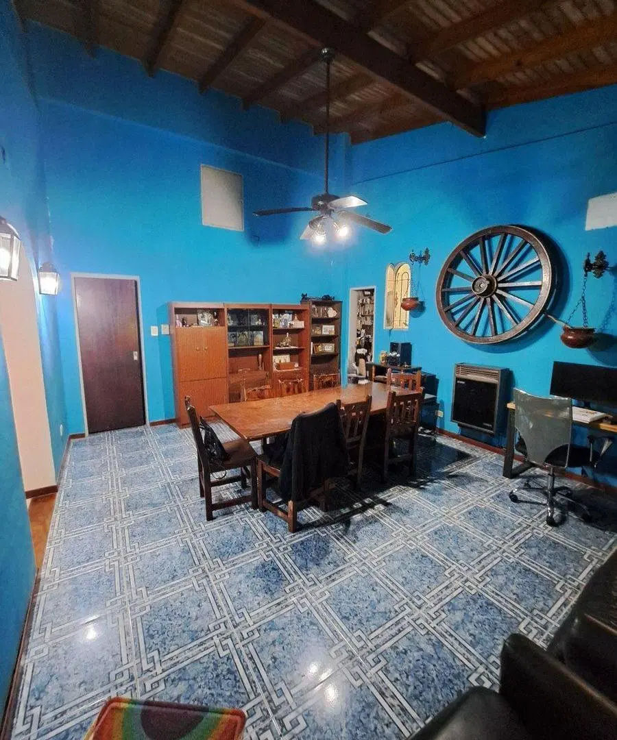 CASA 3 DORM -LOTE de 1350m2 J.C.PAZ 4