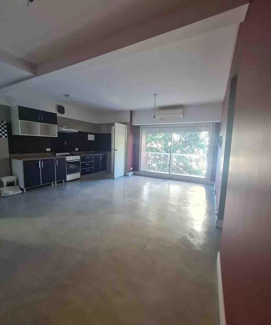 Venta depto 3 ambientes. Apto crédito. Cochera. 2