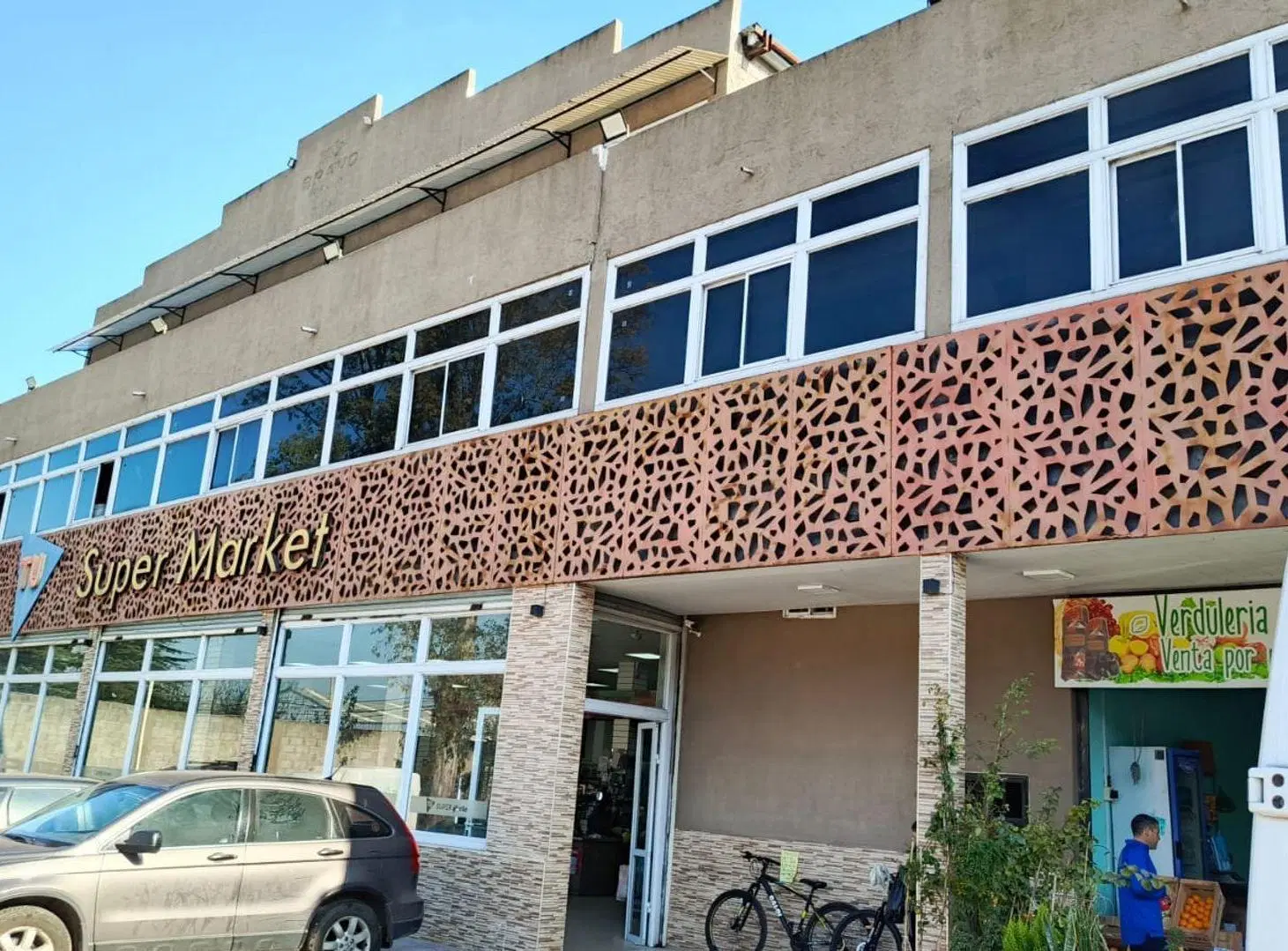 local en alquiler complejo comercial, sobre ruta 5
