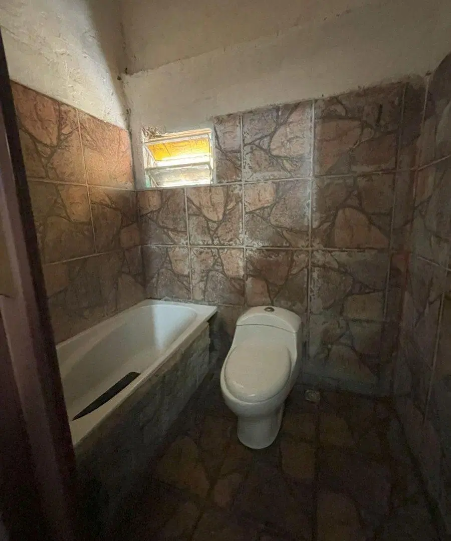VENTA CASA 4 AMBIENTES CON PARQUE, JOSE C PAZ 4