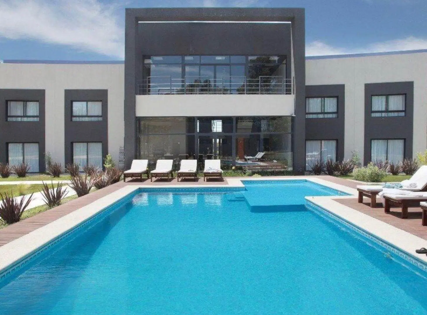 Venta Dúplex 4 Ambientes con Parrilla - Campana 5
