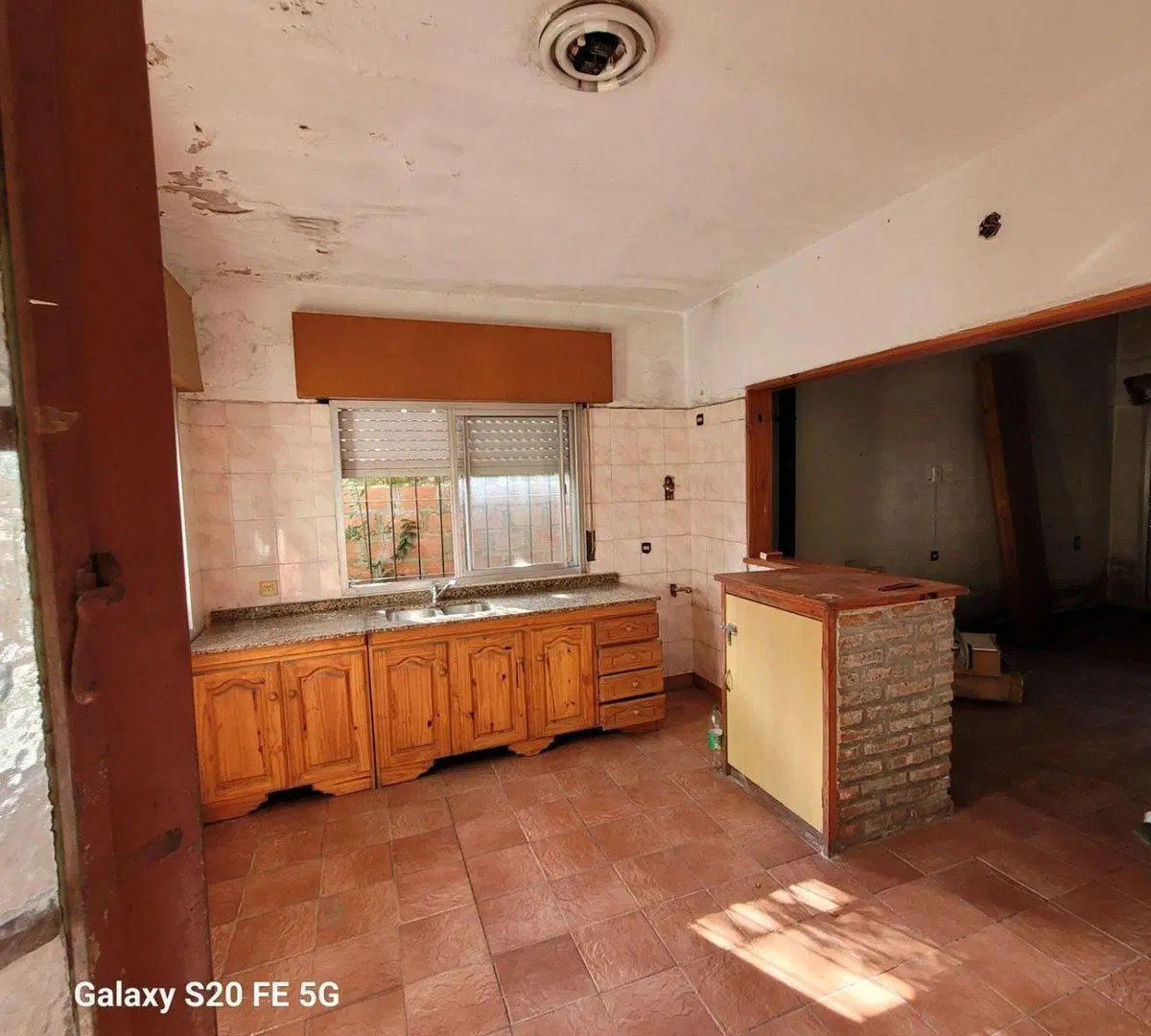 CASA 2 DORM.SOBRE LOTE 360MTS EN TORTUGUITAS 3