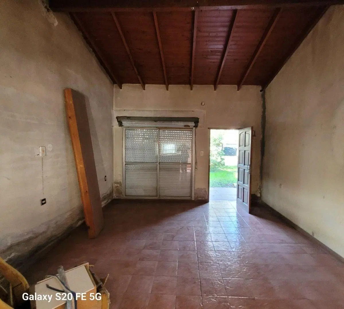 CASA 2 DORM.SOBRE LOTE 360MTS EN TORTUGUITAS 5