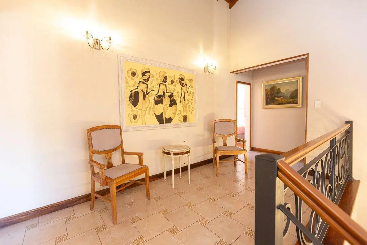 VENTA CASA DE 6 AMB, EN SAN MIGUEL, BARRIO CERRADO 3