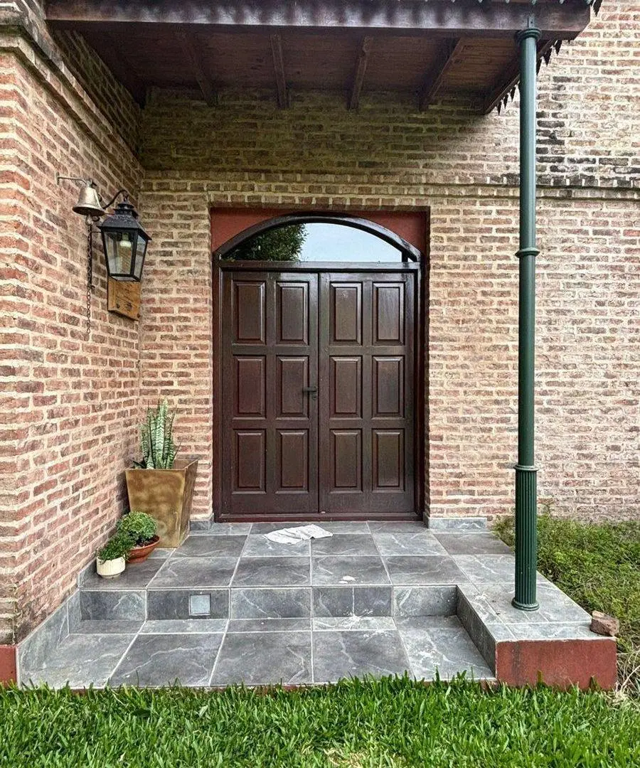 CASA QUINTA DE CATEGORIA "TIERRAS DEL MORENITO" 2