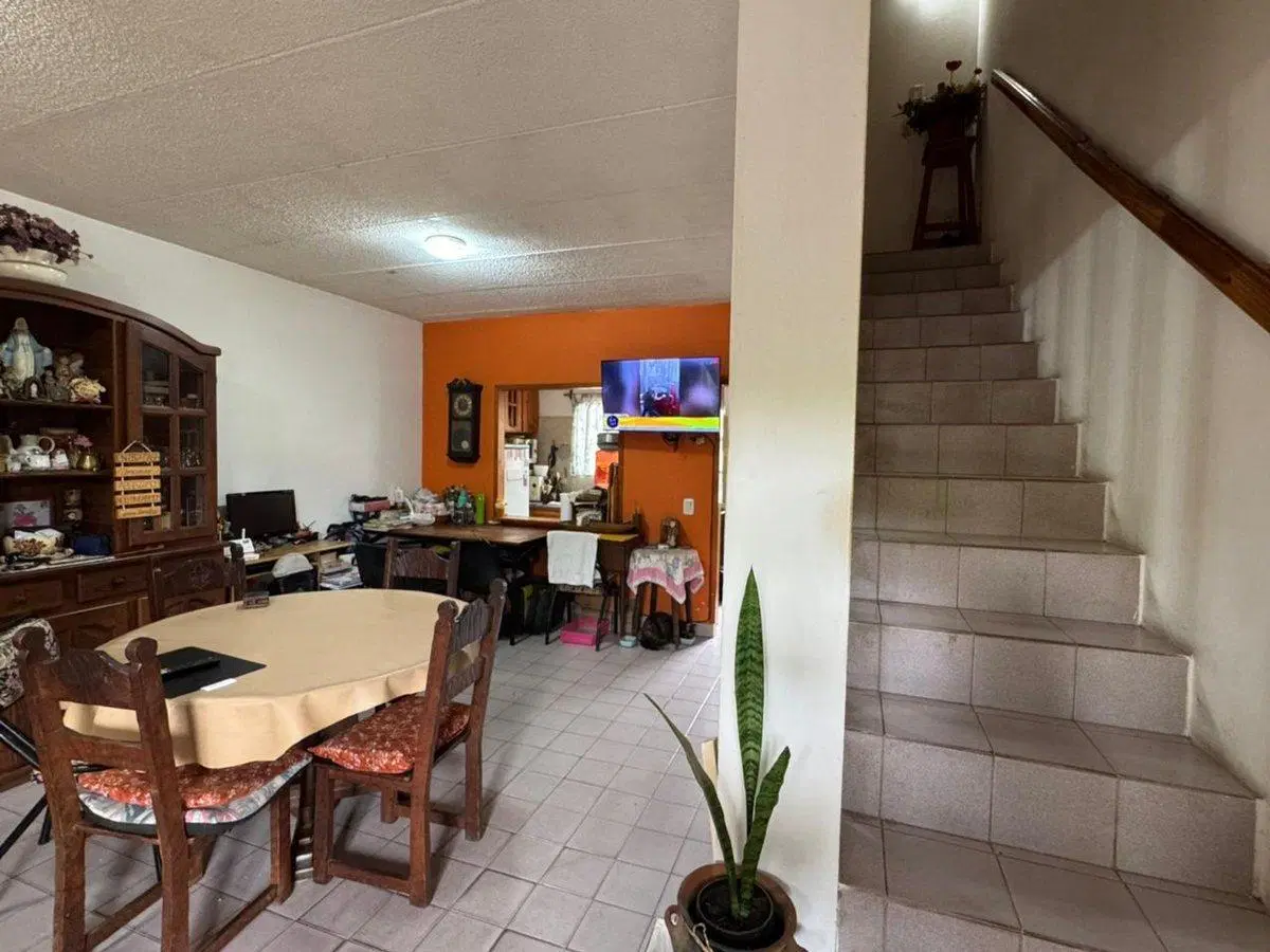 VENTA CASA DUPLEX 4 AMBIENTES, GRAND BOURG COCHERA 3