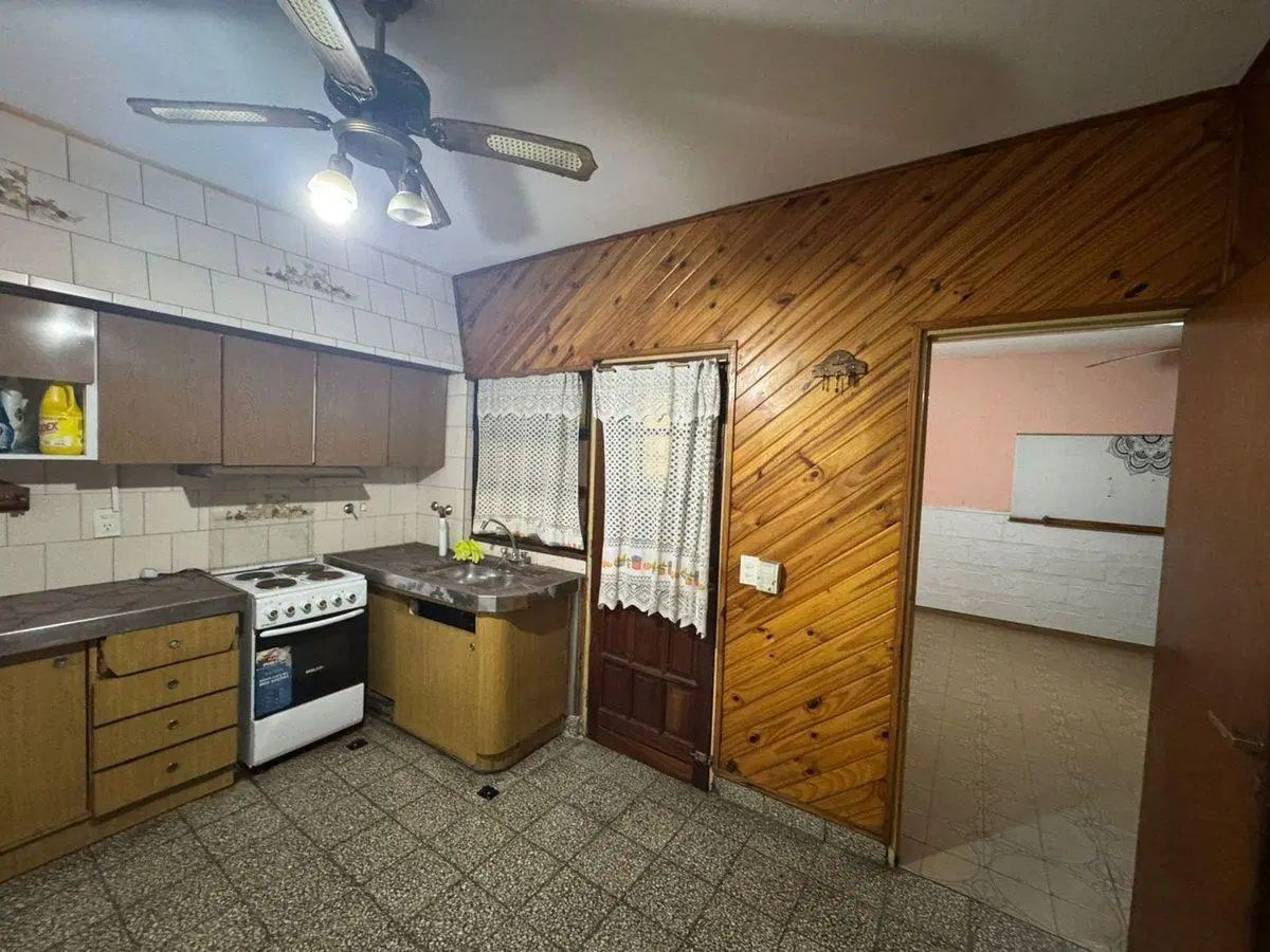 VENTA PH IDEAL CON COCHERA! EN MORON 4