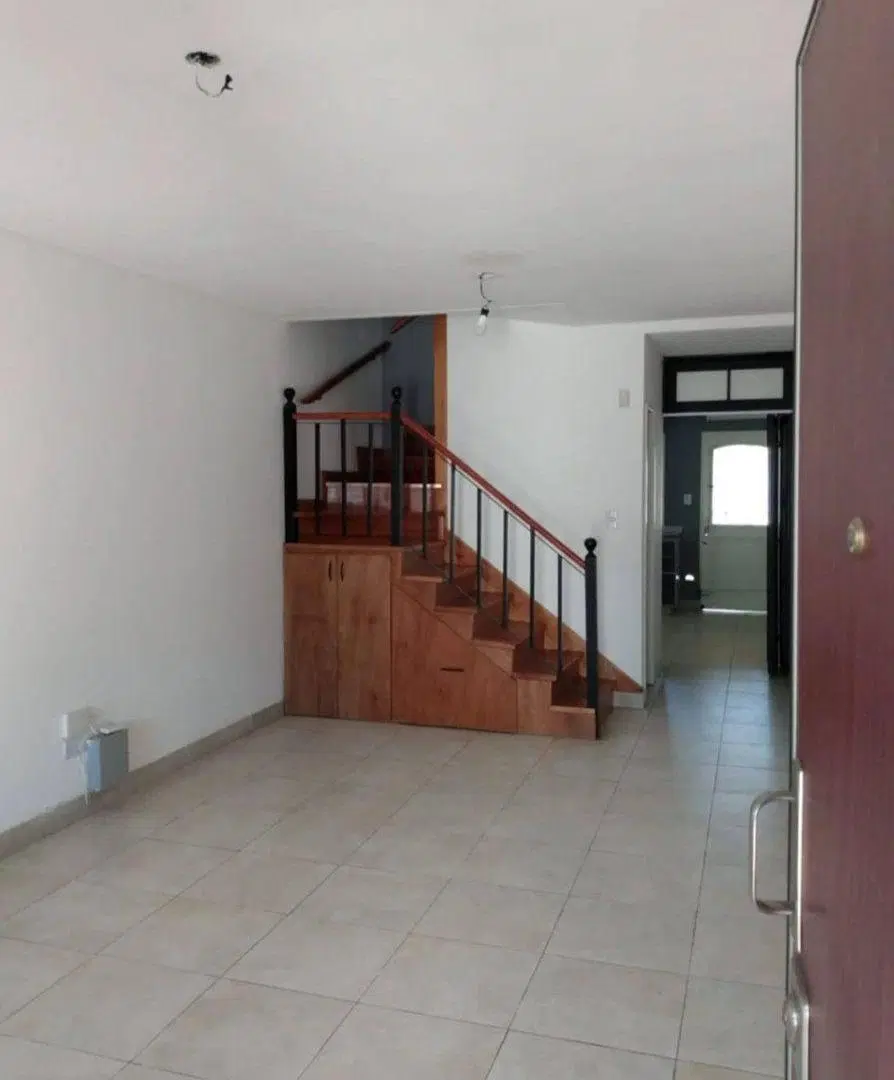 Venta de Dúplex, 5 ambientes, Hurlingham. 4