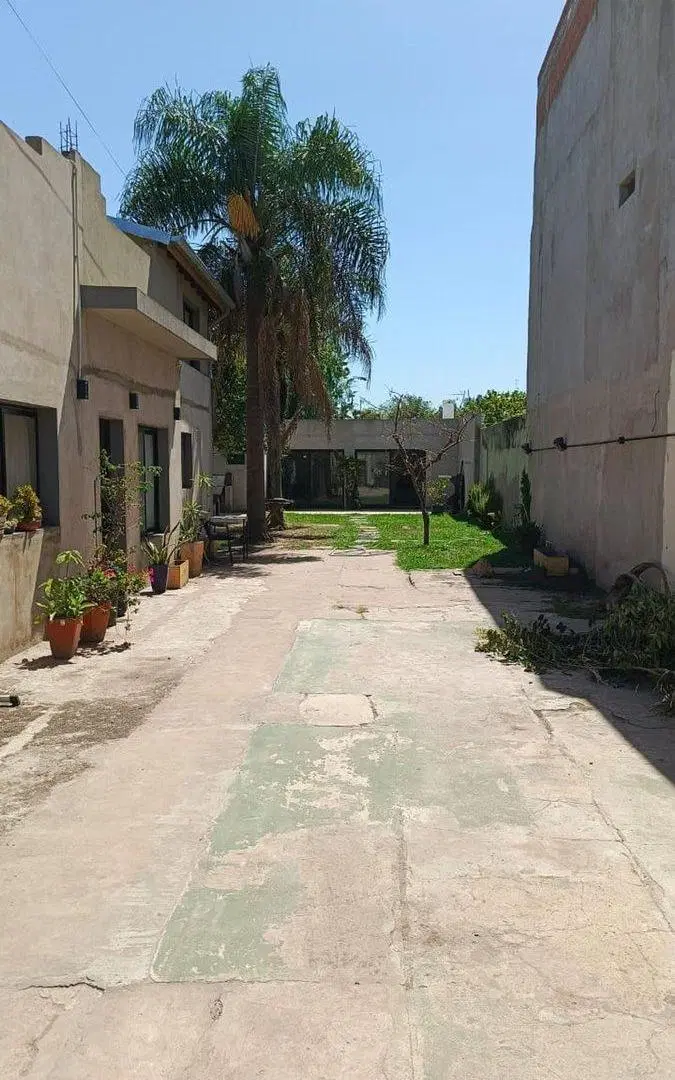VENTA CASA + QUINCHO + LOCAL CON BAÑO 5