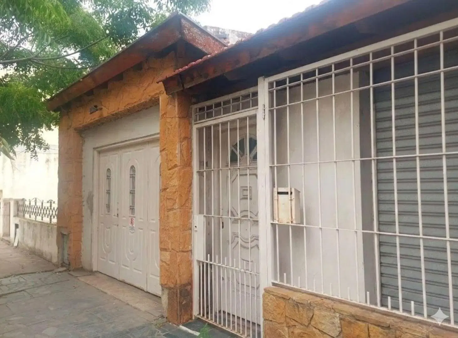 VENTA CASA + DEPARTAMENTO + LOCAL + CENTRO COMERCI 3