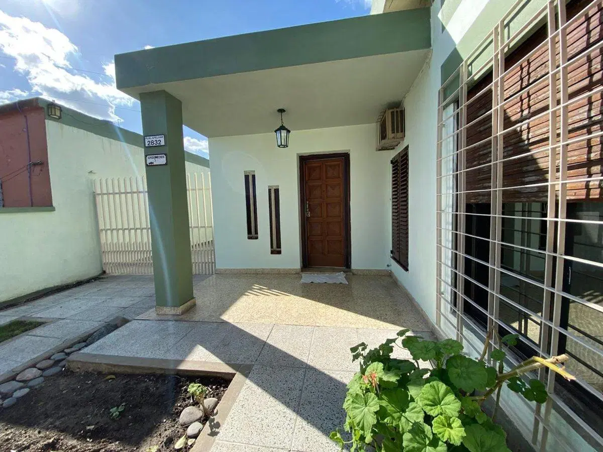VENTA CASA 4 AMB, VILLA DE MAYO, APTO CREDITO 5