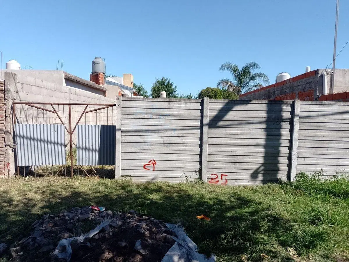 TERRENO CON CONSTRUCCION EN JOSE C. PAZ. 5