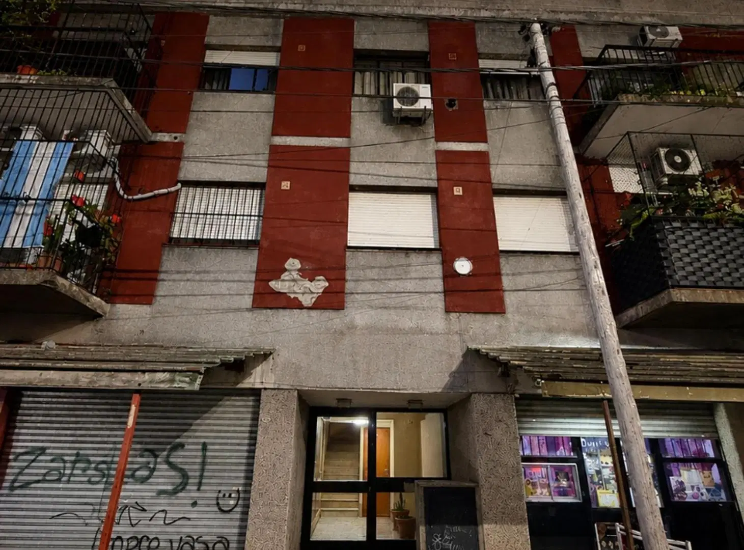 VENTA DPTO 3 AMBIENTES CON BALCON - JOSE C PAZ 2