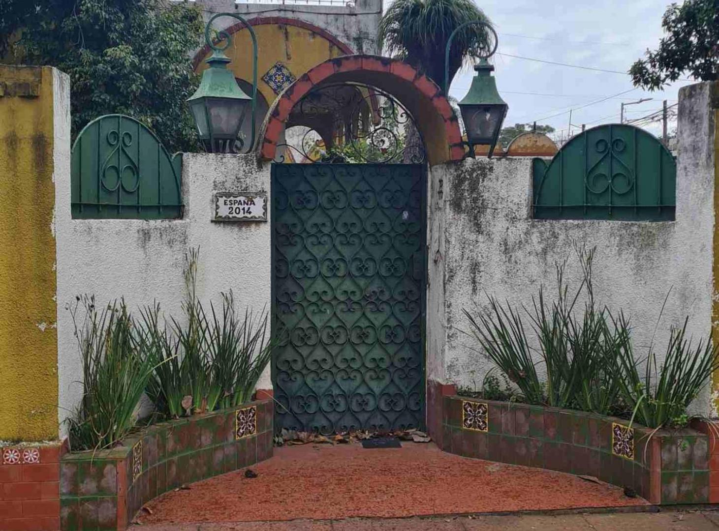 VENTA CASA 3 DORMITORIOS. JARDIN- ZONA B EL TATO.