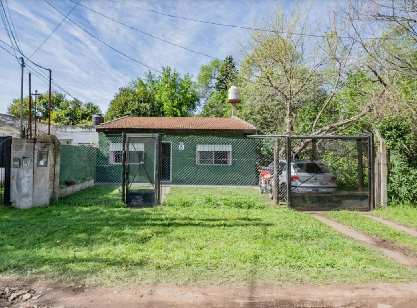 CASA EN VENTA A DOS CUADRAS DE RUTA 8 3