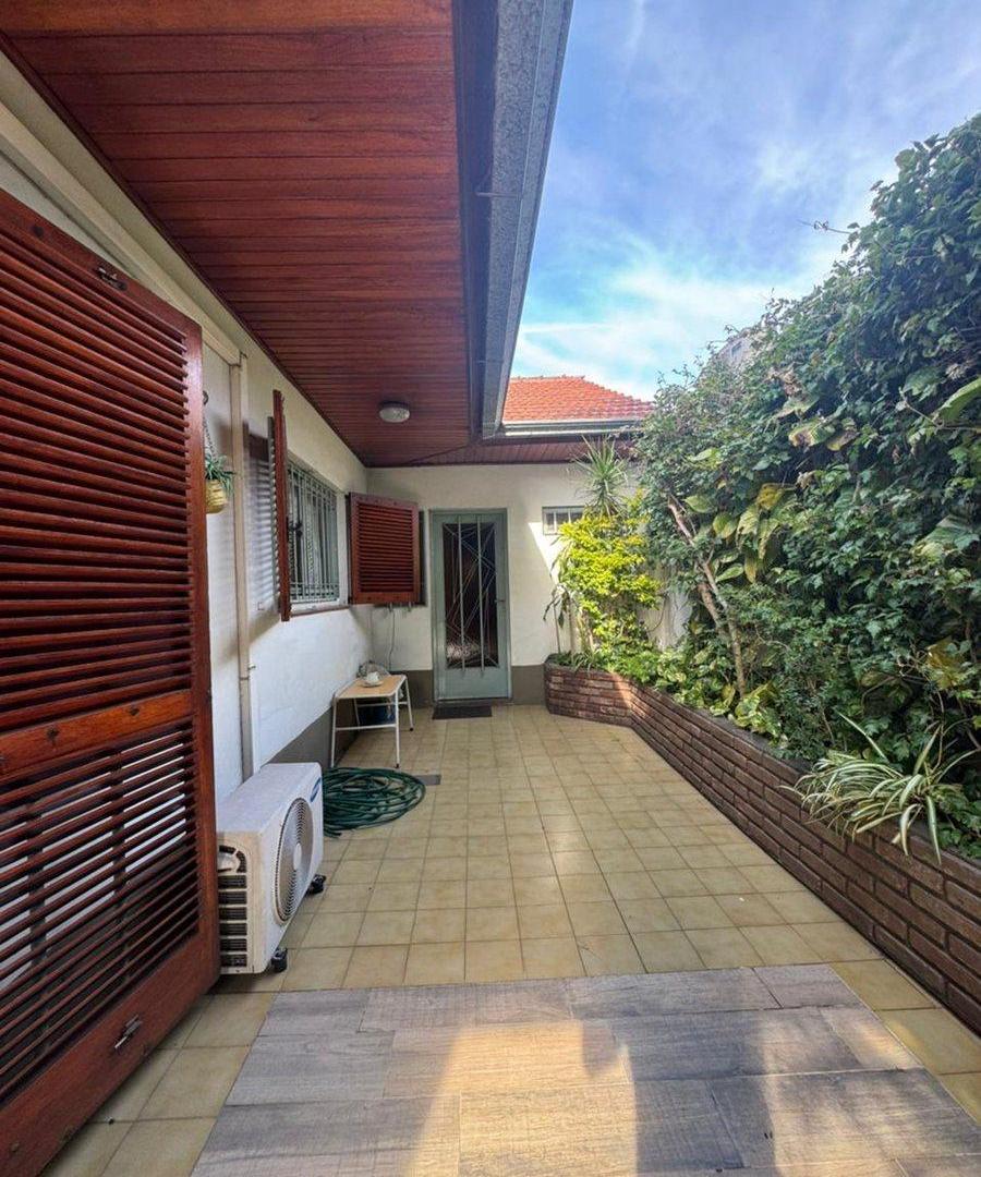 Foto de VENTA CASA CON PILETA, imagen 2