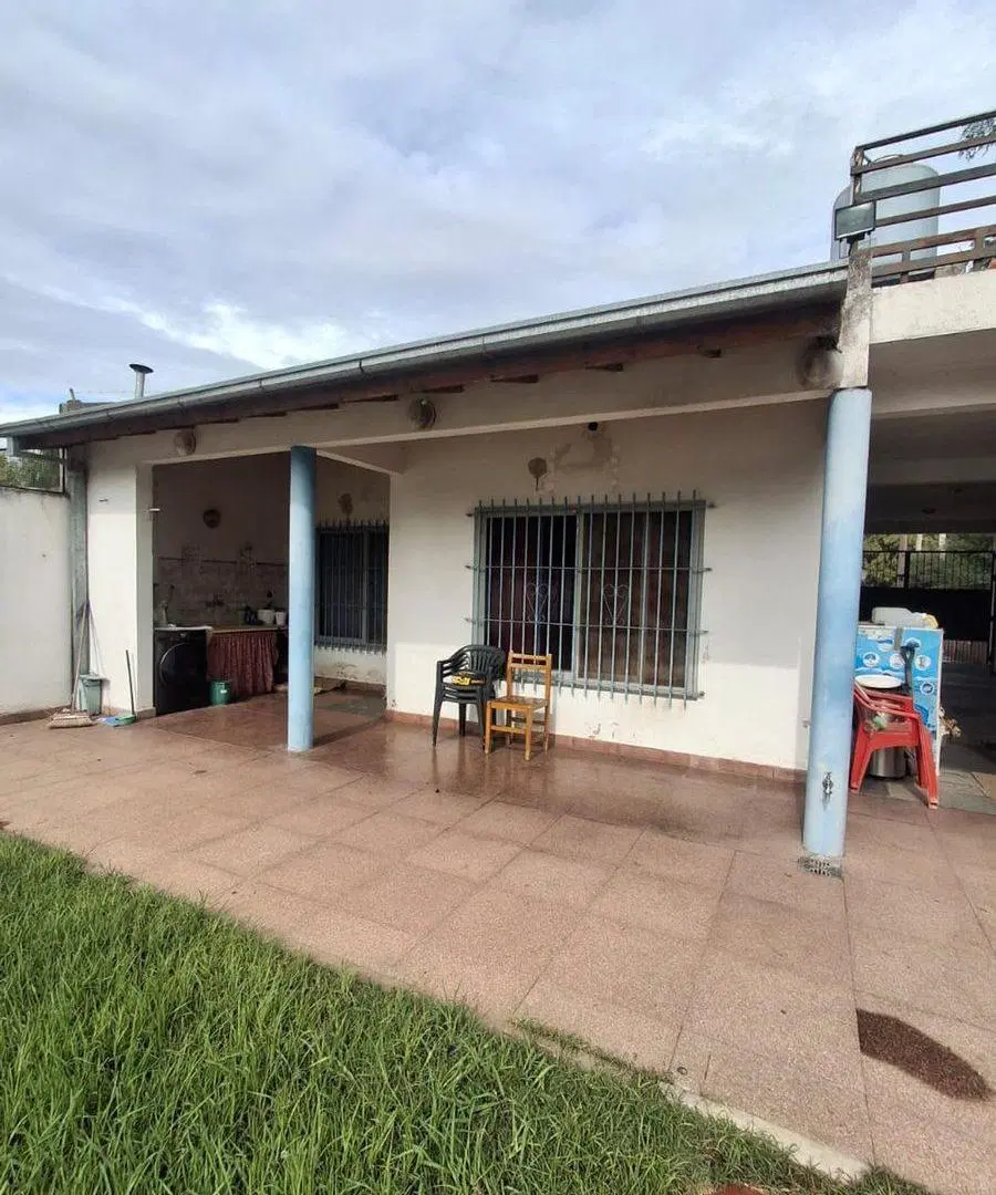VENTA CASA 5 AMB Y QUINCHO , A CREDITO 3