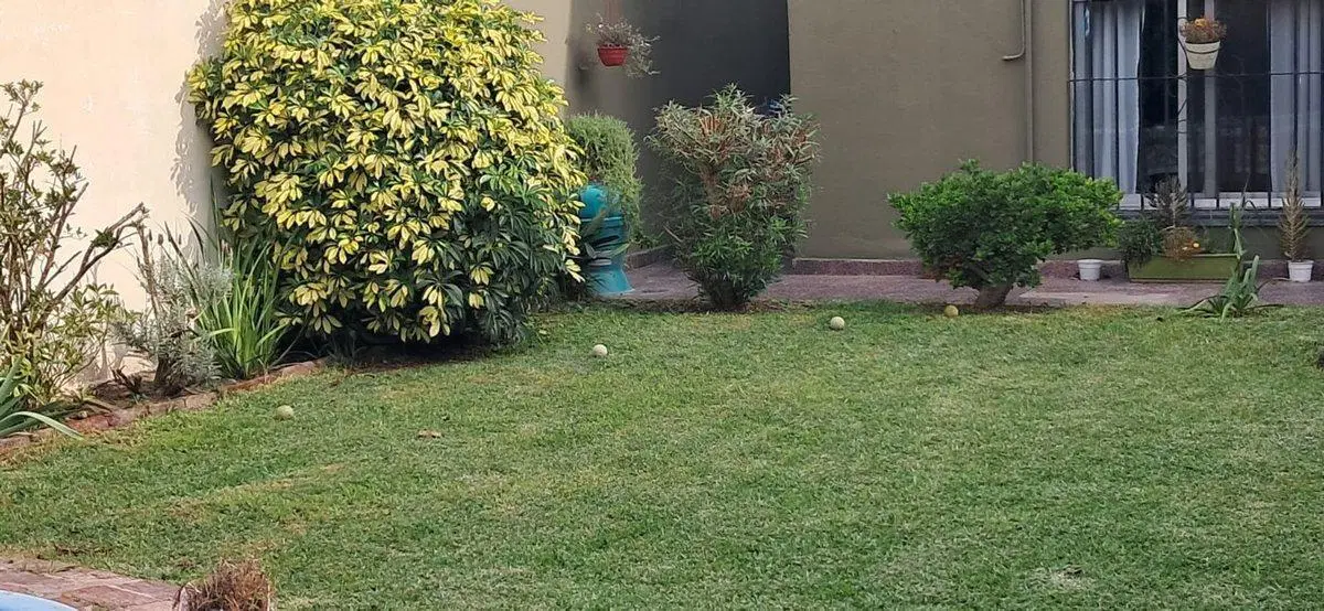 CASA EN BELLA  VISTA 4