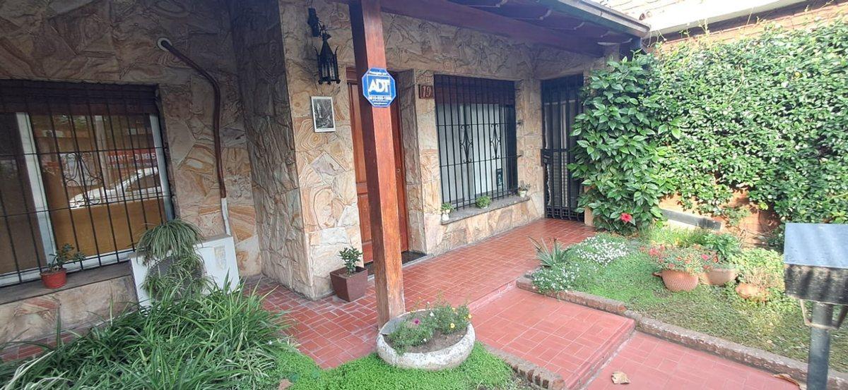 CASA EN BELLA VISTA
