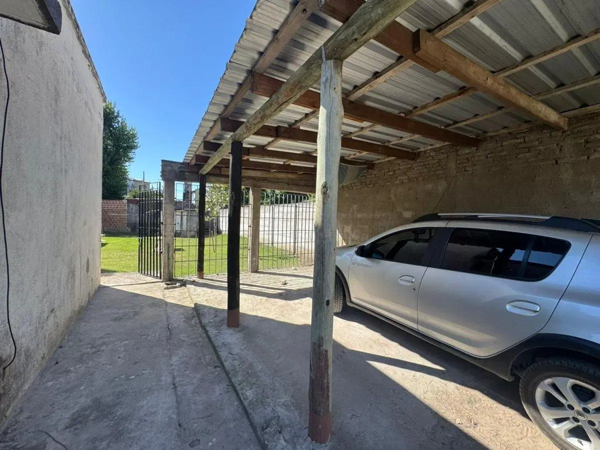 VENTA CASA 5 AMB MÁS LOCAL - MALVINAS ARGENTINAS 2