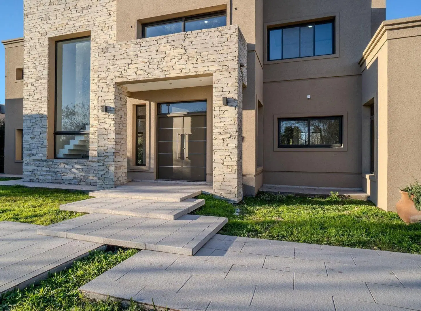 Casa en Venta Las Cortaderas Lujan. Bajas Expensas 3