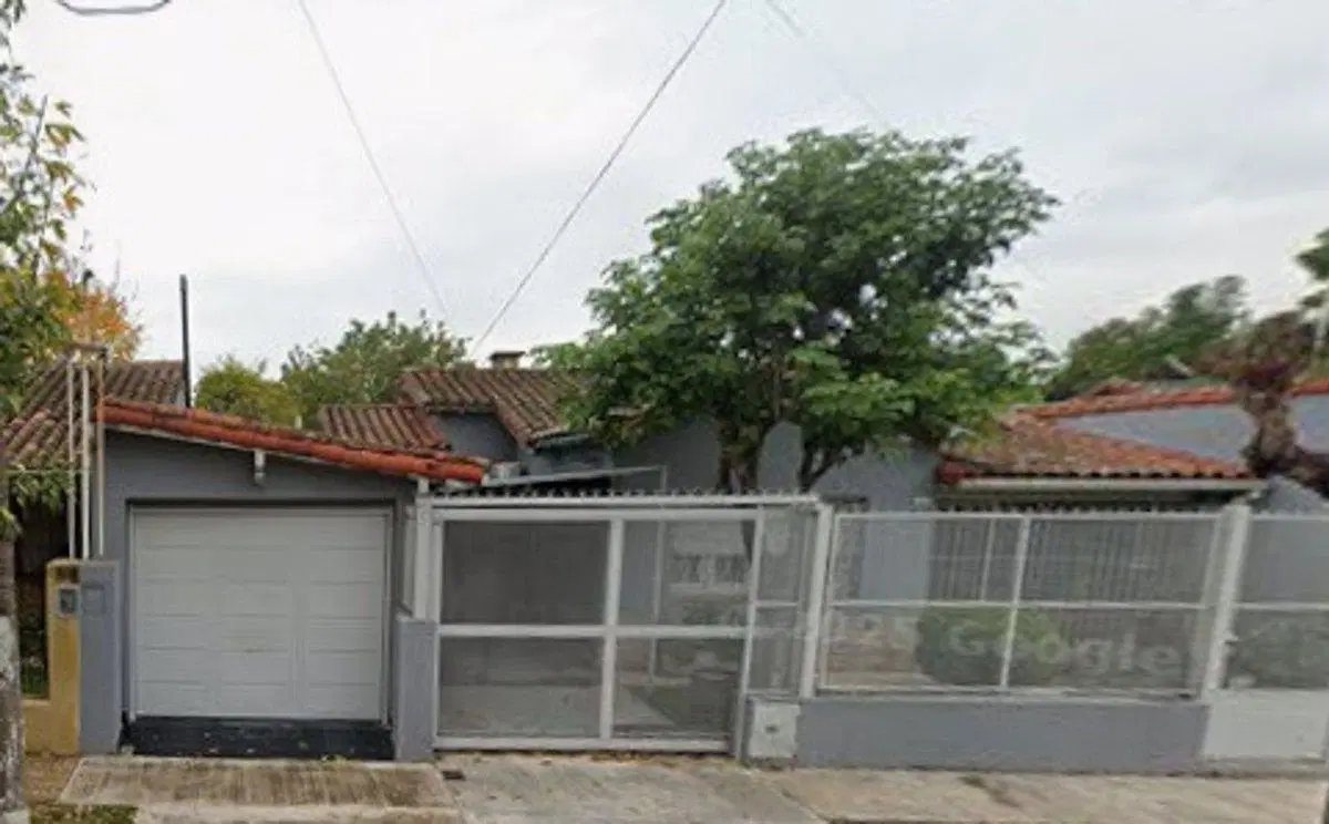 VENTA CASA 4 AMB C/COCHERA. APTA CREDITO!! 8