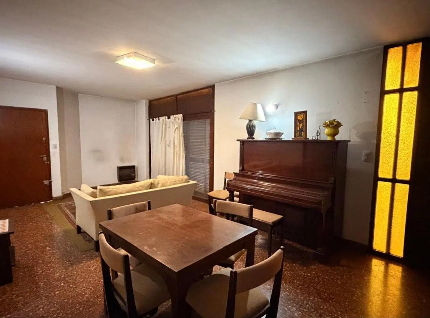 CASA CON DOBLE LOTE EN VENTA 5
