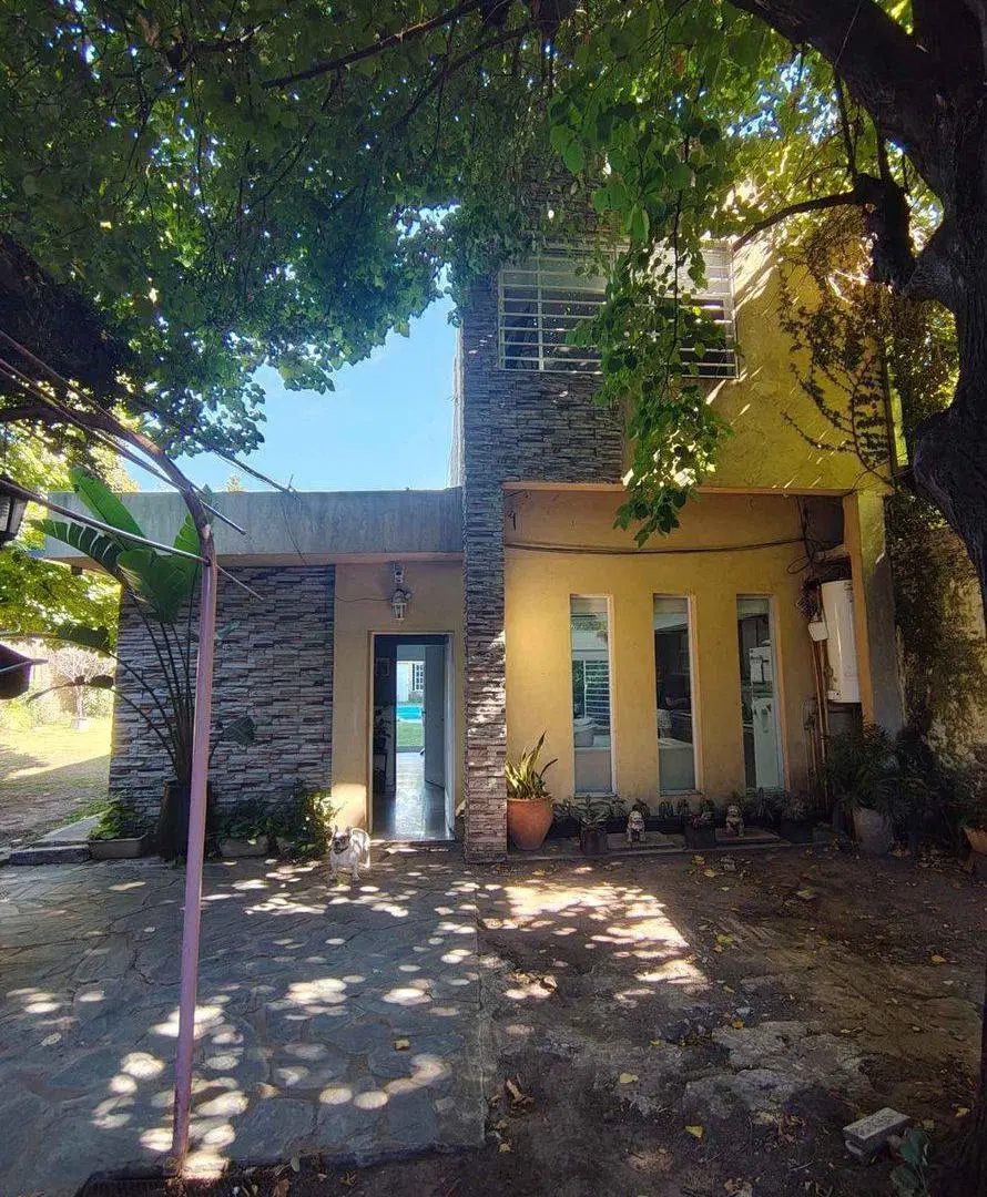 ZONA COMERCIAL, 3 Locales c/ Renta, 8