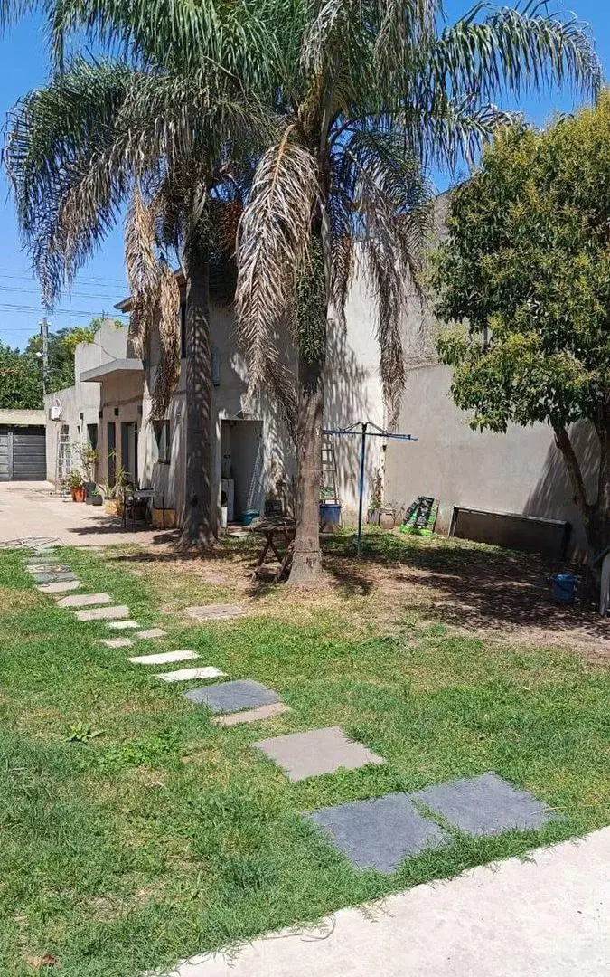 VENTA CASA + QUINCHO + LOCAL CON BAÑO 5