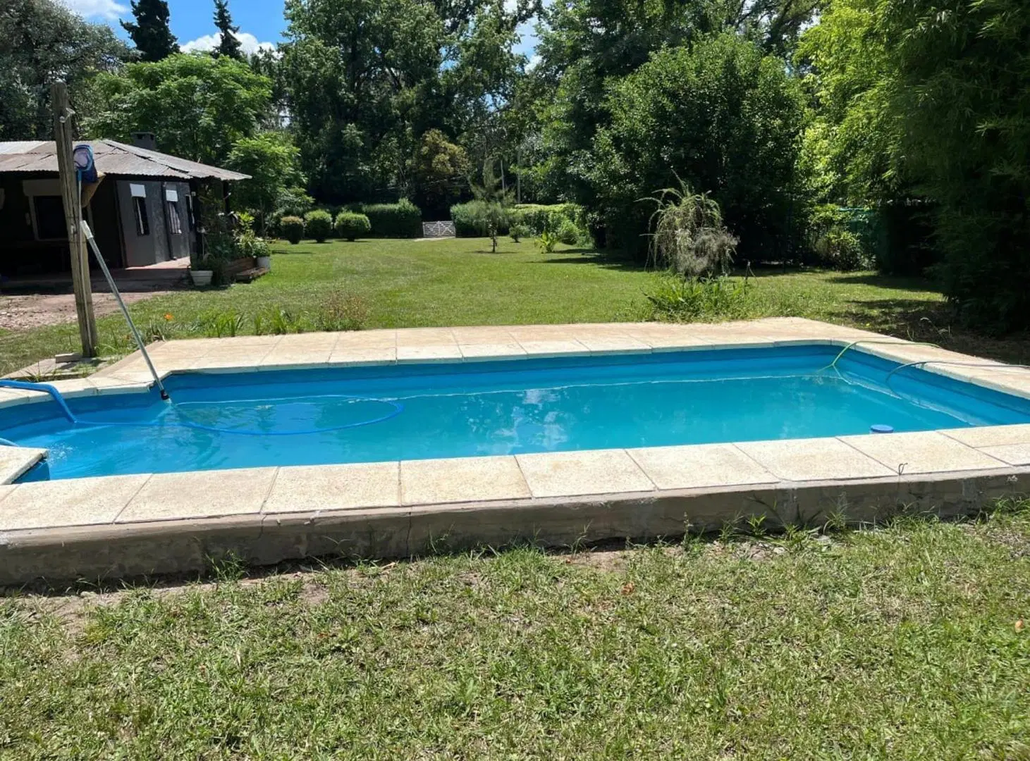 CASA QUINTA: 3300 M2 DE PARQUE, PISCINA Y PARRILLA 8