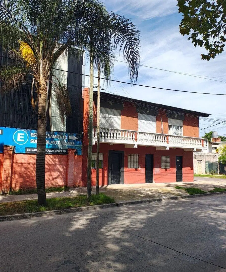 VENTA DE COMPLEJO, 8 DEPARTAMENTOS, MUÑIZ 8