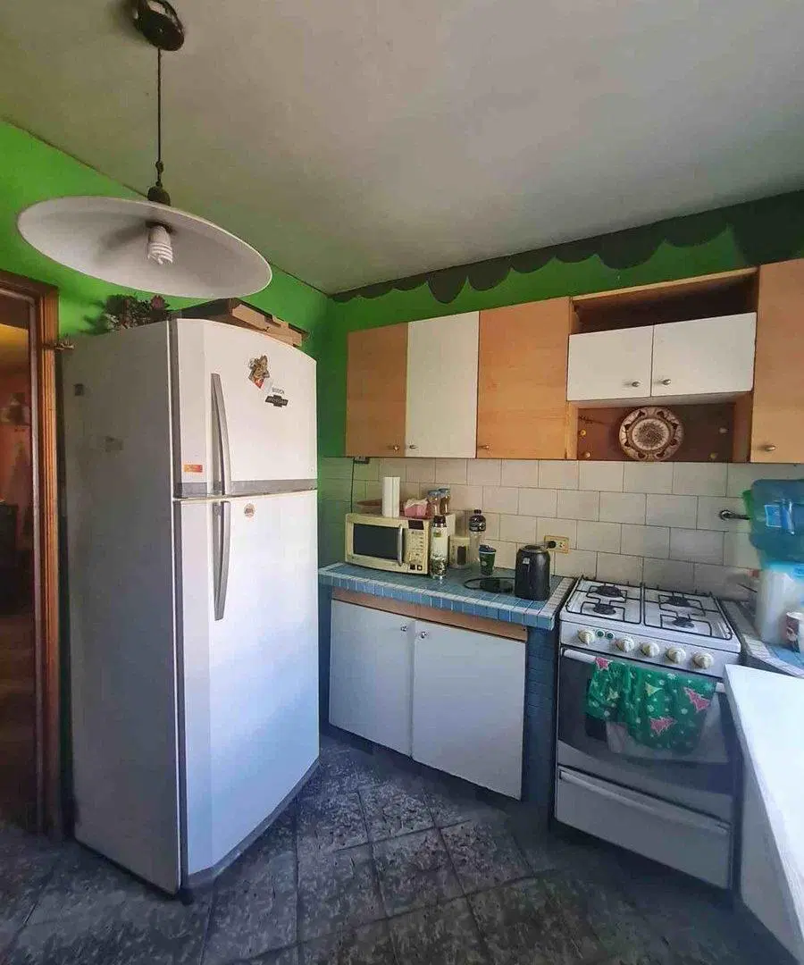 Venta casa 6 habitaciones. Lote 205m. Jose C. Paz 4