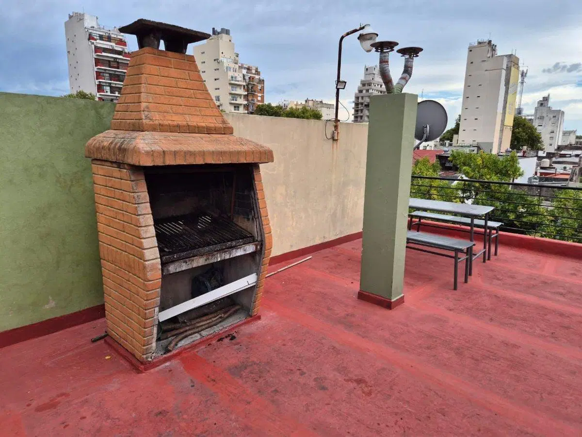 VENTA MONOAMBIENTE AMPLIO Y LUMINOSO. 6