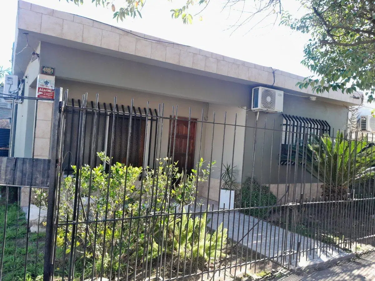 VENTA CASA 4 AMB JOSÉ C PAZ GARAGE+JARDIN FINANCIA 3