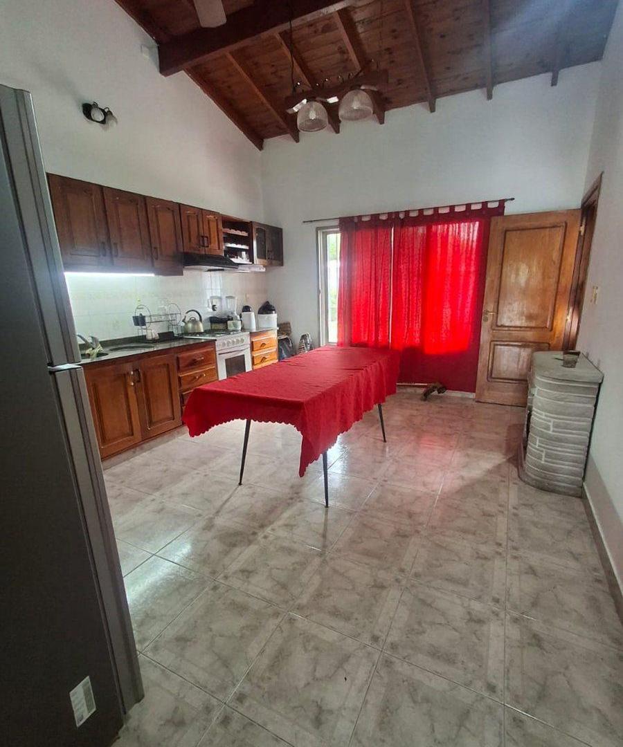 Foto de VENTA CASA 5 AMB Y QUINCHO , A CREDITO, imagen 1