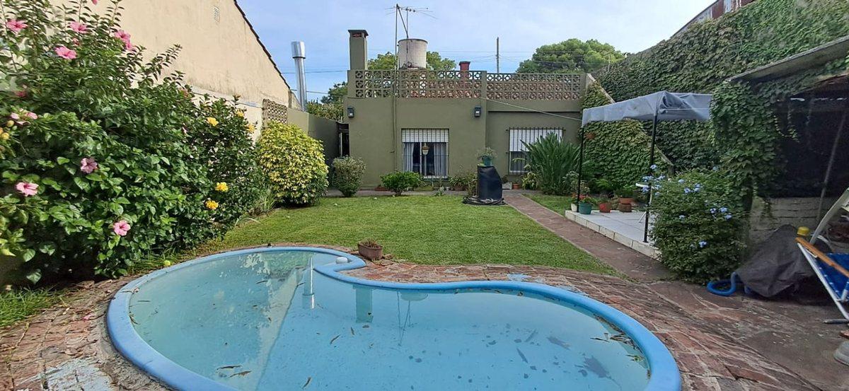 Foto de CASA EN BELLA VISTA, JARDIN Y PILETA, imagen 2