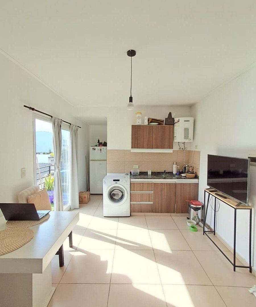 Foto de Venta Monoambiente, Balcón y Cochera- Muñiz, imagen 1