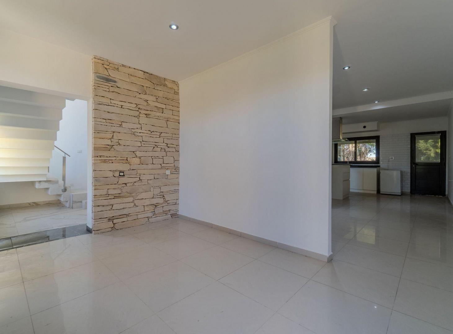 Foto de Casa en Venta Las Cortaderas Lujan. Bajas Expensas, imagen 4