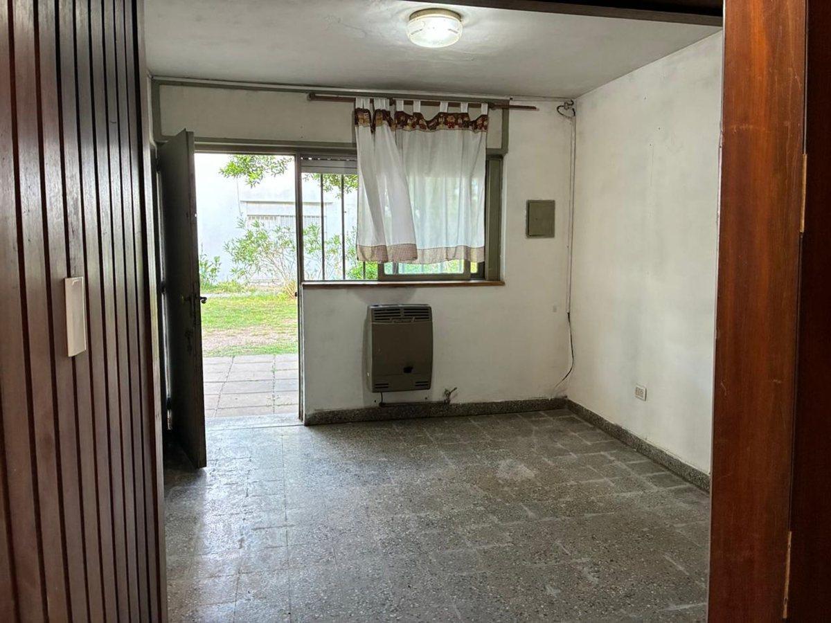 Foto de OPORTUNIDAD PH 3 AMB COCHERA PATIO PARRILLA, imagen 1