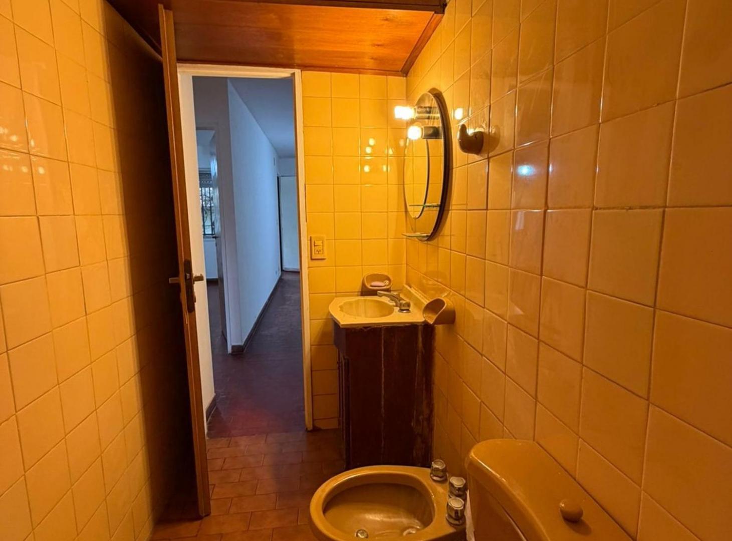 Foto de CASA CON PATIO/PARRILLA A/CRED. EXC UBICACIÓN!, imagen 5
