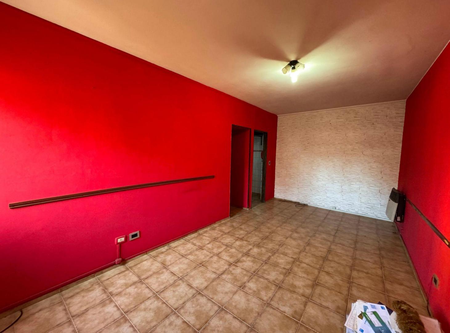 Foto de VENTA DEPARTAMENTO EN HURLINGHAM - TESEI 3 AMB, imagen 2